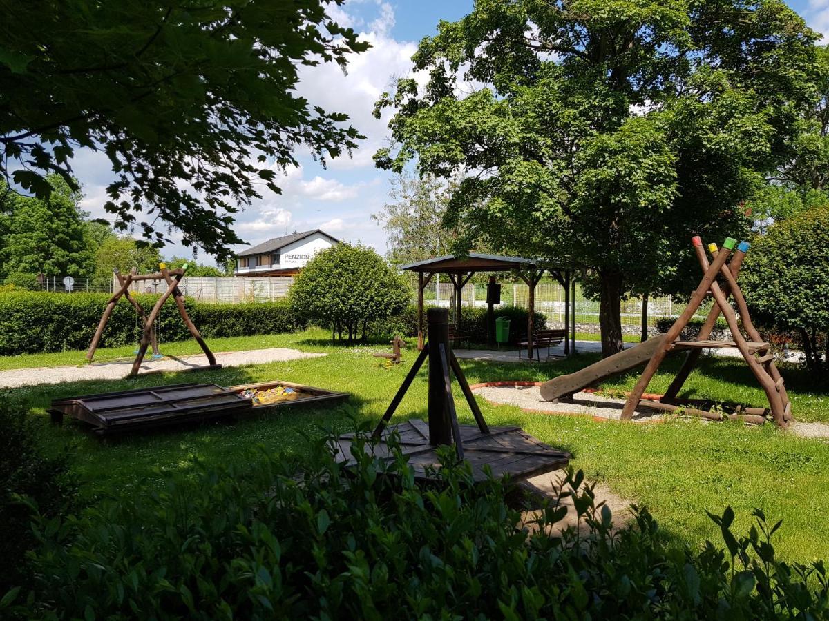 Penzion Skalka Skalka  Extérieur photo